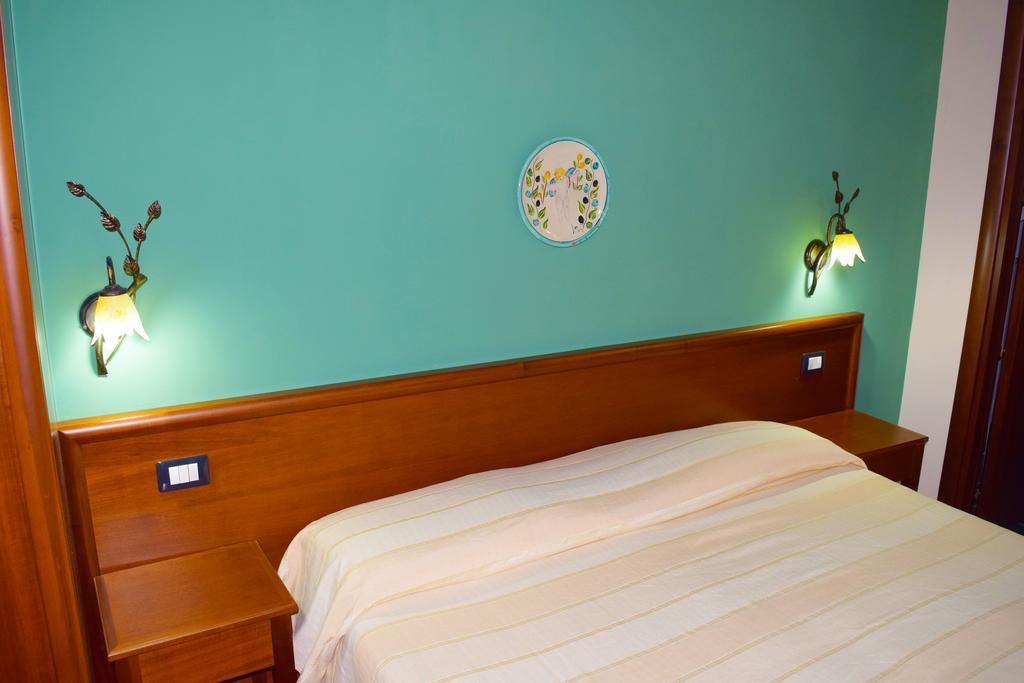 B&B Salotto Di Athena Agrigento Bagian luar foto