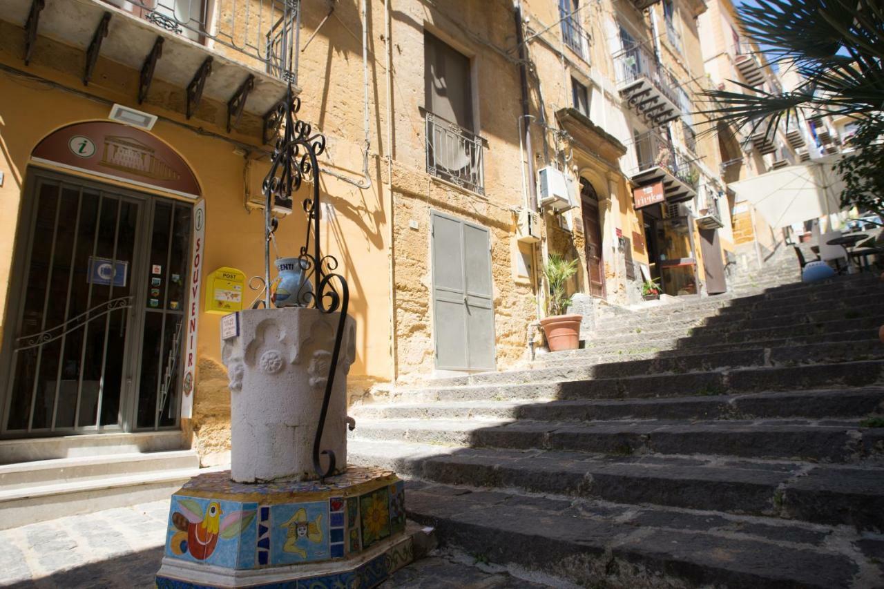 B&B Salotto Di Athena Agrigento Bagian luar foto